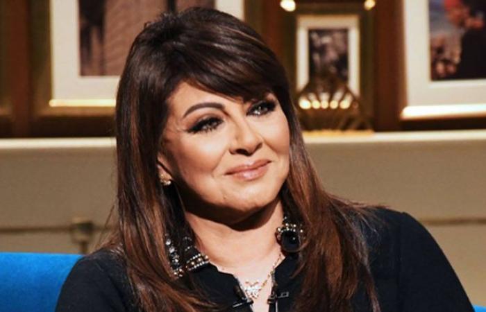 تهشمت سيارتها بالكامل.. فنانة شهيرة تتعرّض لحادث مروع وهذه حالتها (صورة)