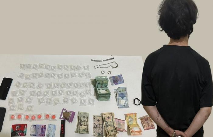 القبض على مروّج مخدرات في الليلكي