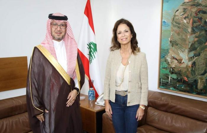 السفير السعودي لدى لبنان يزور وزيرة السياحة