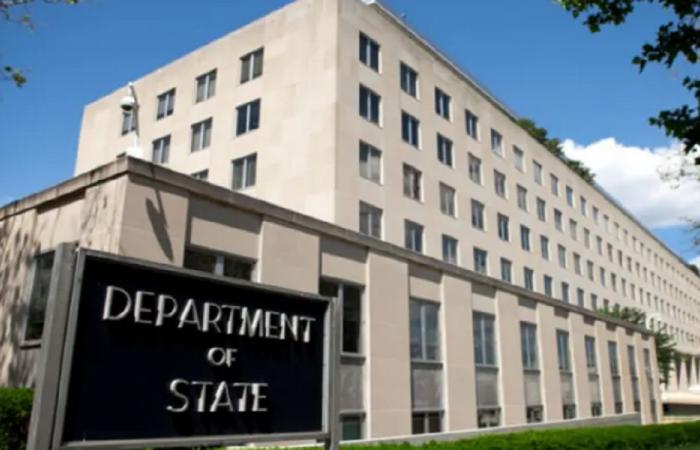 واشنطن: لا يمكن السماح لإيران و”الحزب” بإبقاء لبنان أسيرًا