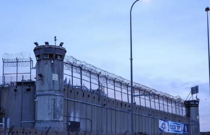 “راكيفيت”.. سجن إسرائيل السري في “الظلام”