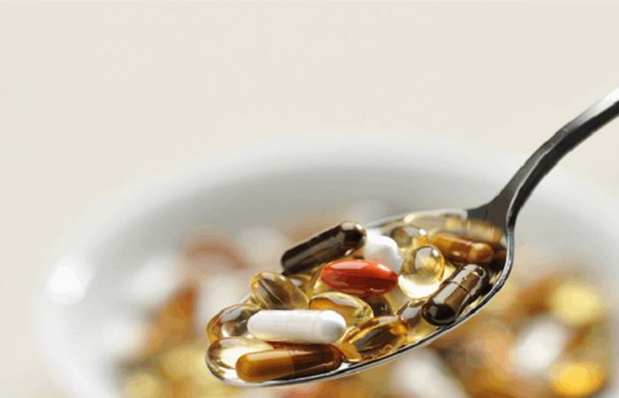 مع اقتراب الشتاء.. مكملات غذائية للحد من نزلات البرد والسعال