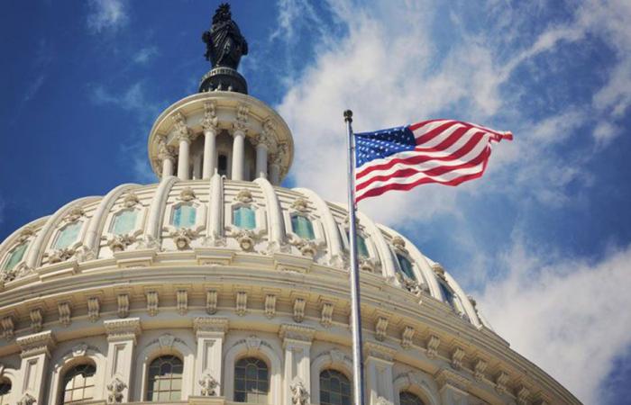 إستعداد “ديمقراطي” لإنهاء الإغلاق الحكومي في أميركا