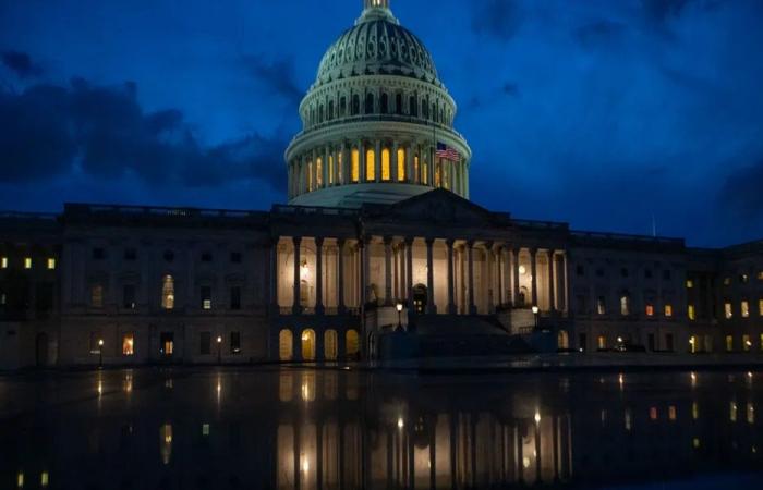 إنهاء أطول إغلاق حكومي في تاريخ الولايات المتحدة