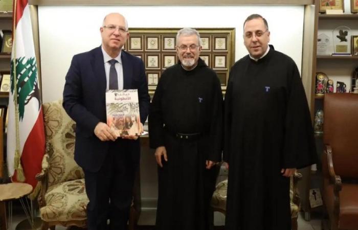 حيدر: لبنان يبنى بسواعد أبنائه وعلينا الحفاظ على تراثنا