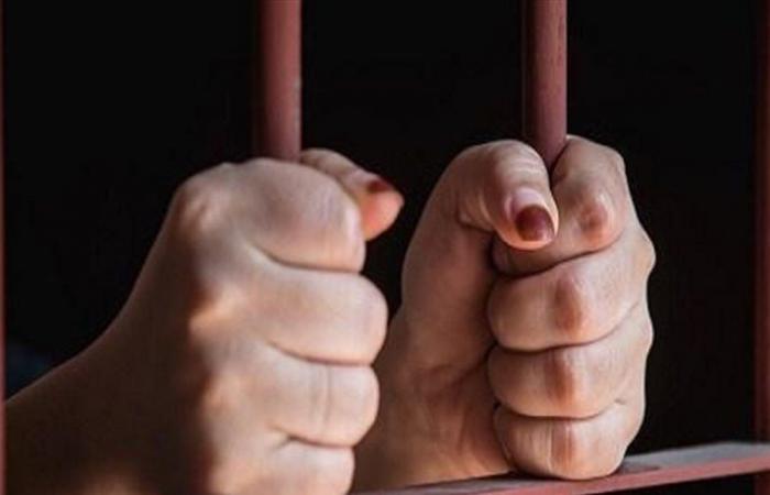 انتهت مدة عقوبتها... أوّل صورة لفنانة عربيّة شهيرة بعد خروجها من السجن وهذا ما قالته