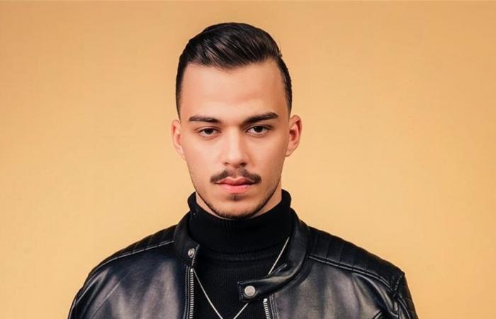 تخلّت عنه ورفعت قضيّة ضدّه... سيلاوي يتحدّث عن والدته: الله يسامحها ظلمتني