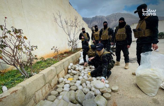 سوريا تحبط محاولة تهريب مخدرات عند الحدود مع لبنان (صوَر)