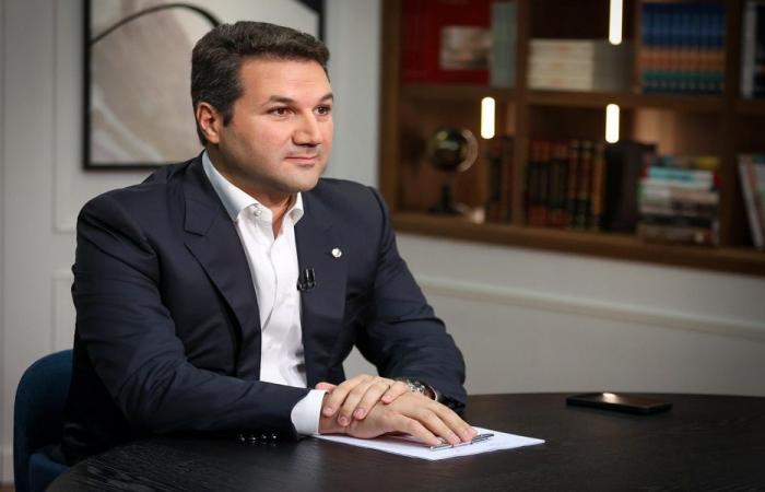 نديم الجميّل من أمام ضريح الحريري: نزع سلاح “الحزب” ضرورة