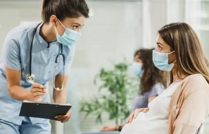 آخر دراسة عن لقاحات "كورونا"... هل تُشكّل خطراً على الأطفال خلال الحمل؟