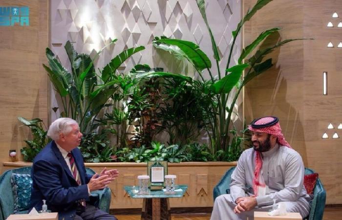 غراهام بعد لقائه بن سلمان: استبدال النظام الإيراني ضروري