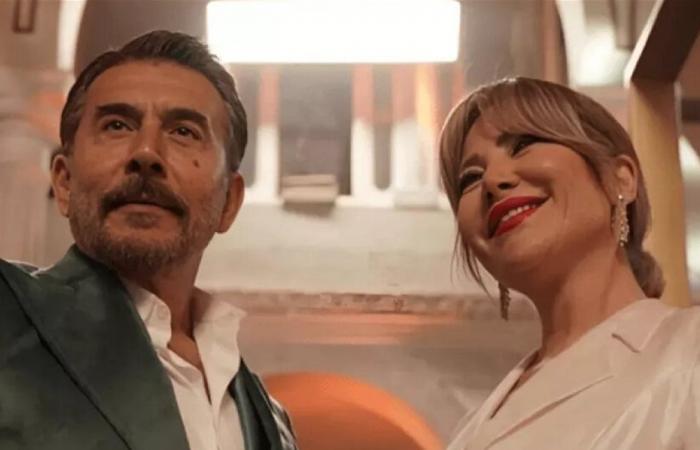 على أنغام "أخاصمك آه"... عابد فهد يرقص أمام سلافة معمار ويتصدر الترند (فيديو)