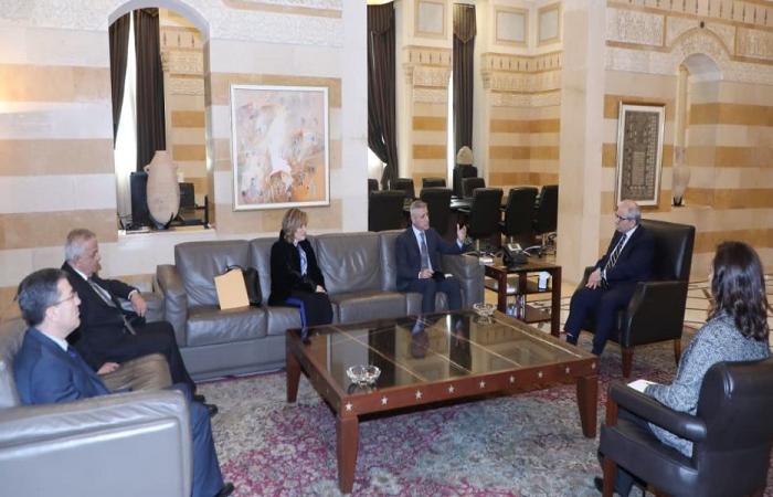 سلام للمجلس الأعلى للجمارك: لتكثيف الجهود لزيادة الواردات