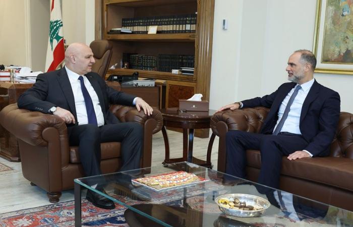 ملف مطار رينه معوض بين عون ورسامني