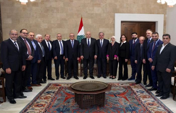 عون: الأجهزة الأمنية تلاحق العيادات غير الشرعية