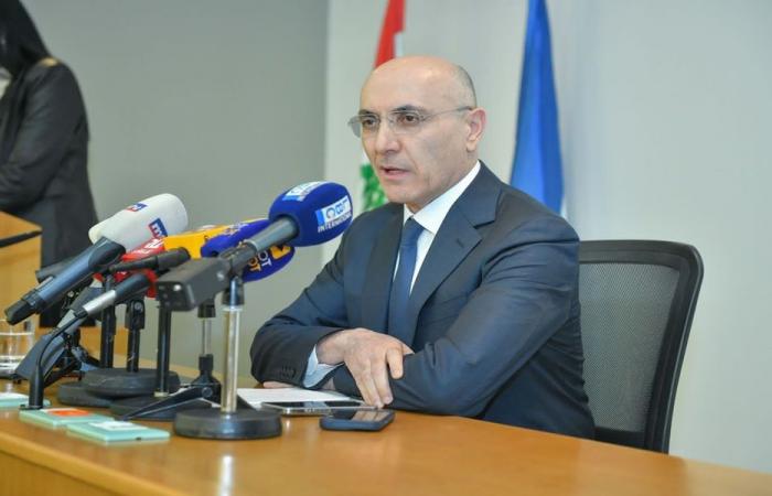 الحجار يلتقي سفراء وبعثات دولية تحضيرًا لمؤتمر باريس