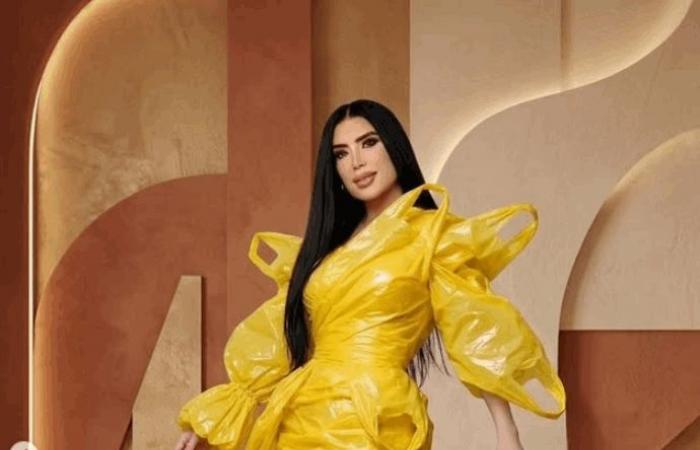 أطلت بأكياس القمامة.. فنانة عربية تثير الجدل بآخر جلسة تصوير والجمهور ينتقدها (صور)