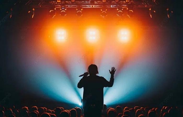 بعد أكثر من عامين… الشرطة تنشر فيديو اعتقال مغني البوب بتهمة القيادة تحت تأثير الكحول