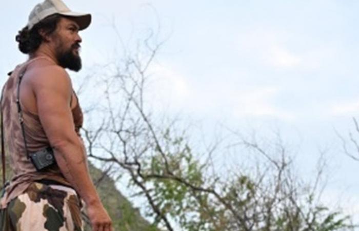 بسبب الطقس العاصف... ممثل شهير غادر وعائلته المنزل