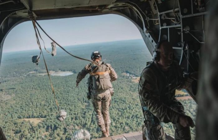 واشنطن تدرس نشر قوات “محمولة جوا” لدعم عمليات إيران