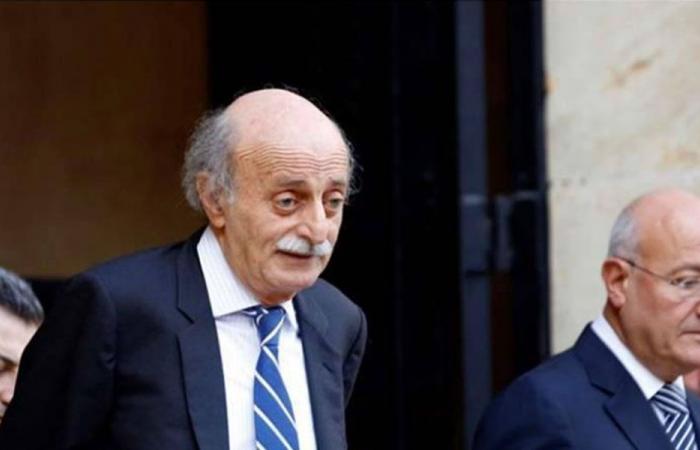 جنبلاط في الجمعة العظيمة: لا تنسوا جنوب لبنان