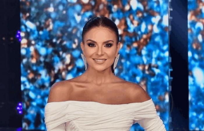 هيلدا خليفة تلفت الأنظار بإطلالة عفوية وسط الطبيعة