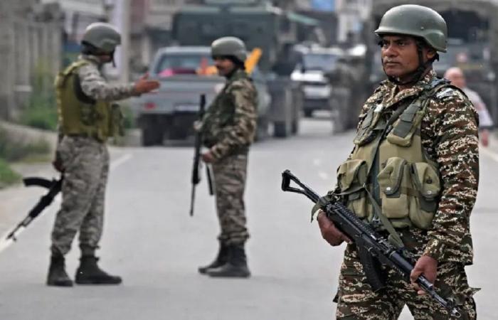 رئيس وزراء باكستان يدعو لتمديد مهلة ترامب وفتح مضيق هرمز