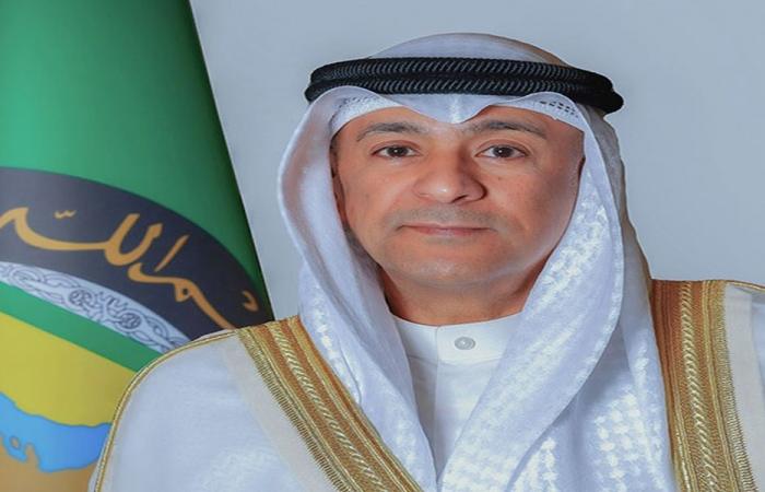 أمين مجلس التعاون الخليجي يرحب بحصر السلاح بيد الدولة!