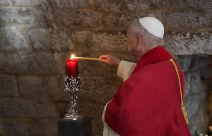 البابا: “أقرب من أي وقت مضى” إلى الشعب اللبناني!