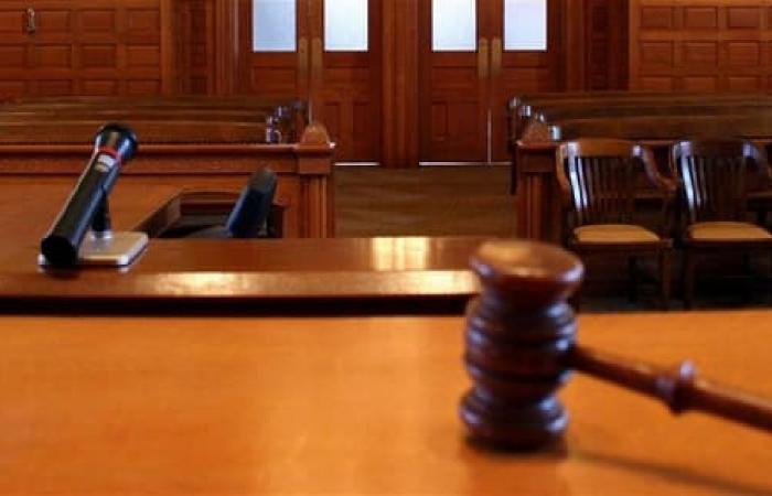 القاضي كلود غانم يكلف الأجهزة الأمنية توقيف مطلقي النار