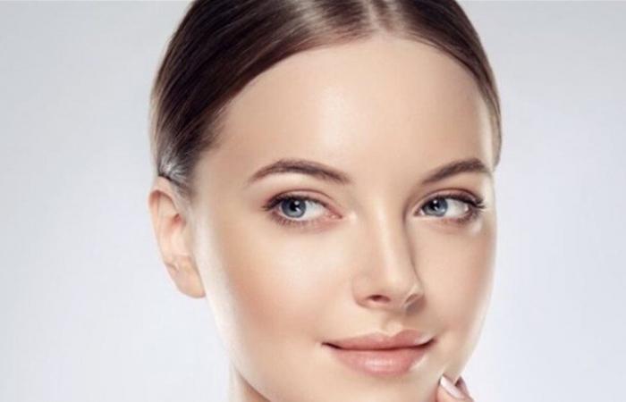 وداعاً للبشرة المجهدة.. كيف يعيد "الهيدروجيل" الحيوية لوجهك في دقائق؟