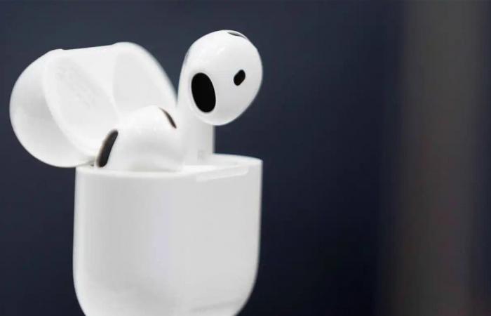 ليست للموسيقى فقط.. AirPods تتحول إلى "جهاز ذكي" يتحدى الضجيج