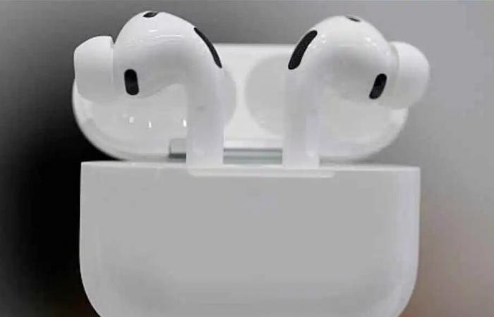 ميزة خفية في علبة AirPods Pro قد لا تعرفها