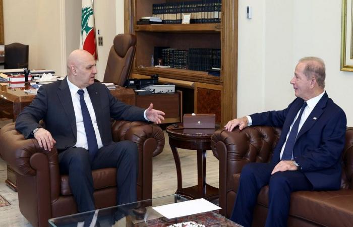 عون لعيسى: للضغط على إسرائيل لوقف إطلاق النار