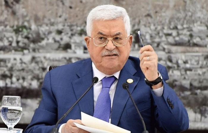 انتخاب محمود عباس رئيسًا لحركة فتح