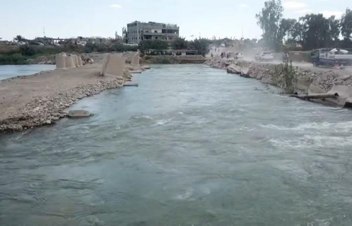فيضانات الفرات تخلّف قتلى وأضرار واسعة
