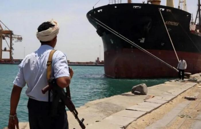 “أنصار الله” تحظر الملاحة البحرية على إسرائيل في البحر الأحمر