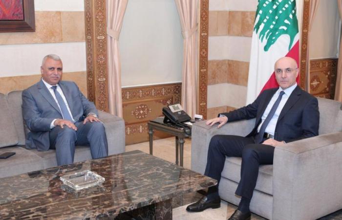 الحجار واللواء شقير يؤكدان تشديد ضبط الحدود