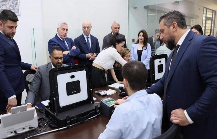 من الكويت… الحجار يطلق خدمة البصمة البيومترية لإصدار جوازات السفر