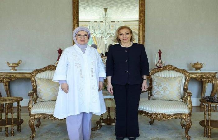 لقاء جمع أمينة أردوغان وسحر بعاصيري سلام