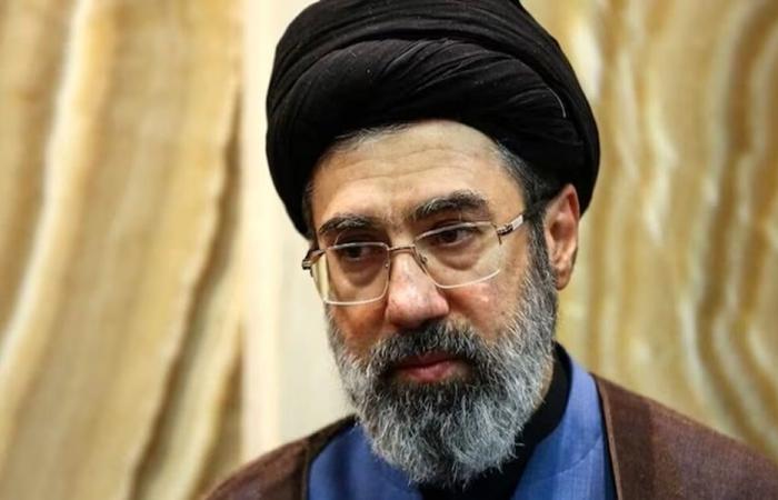 مجتبى خامنئي: الثأر للمرشد الراحل سيحدث بـ”التأكيد”