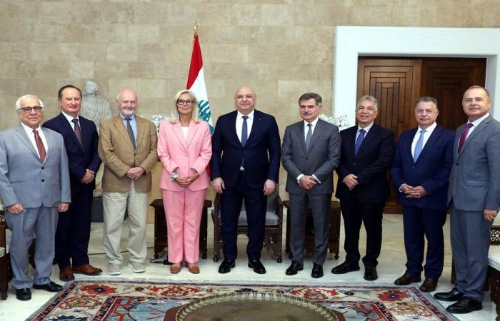 عون: على إسرائيل تغيير نهجها