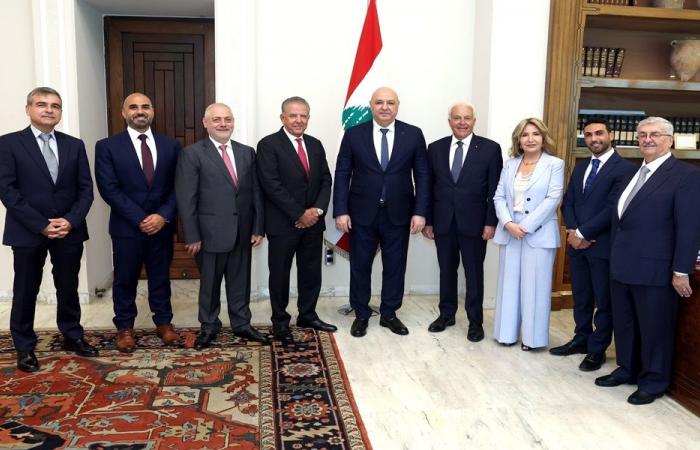 الأوضاع العامة على طاولة عون