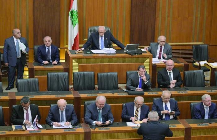 مجلس النواب يقرّ سلسلة قوانين واقتراحات خلال جلسته التشريعية