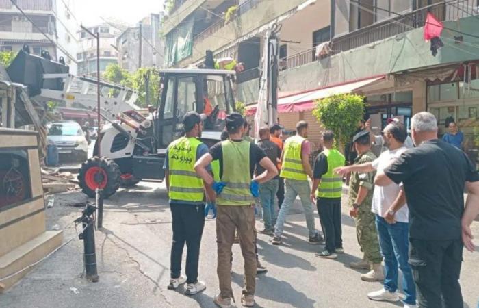 بلدية بيروت تزيل مخالفات وتعديات في حي اللجا