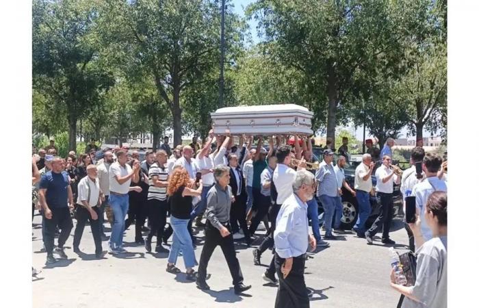 زحلة تستقبل جثمان الشهيد العسكري باتريك بكاريان