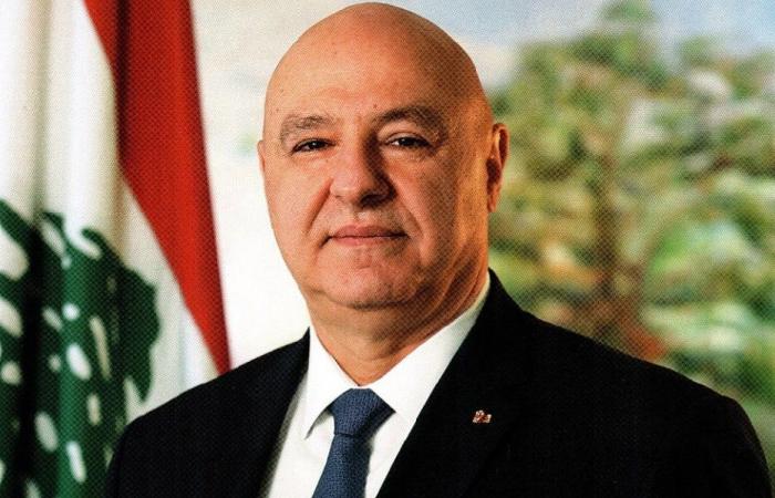 عون إلى اليونان