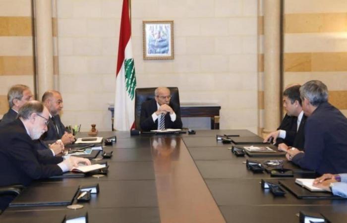 مرفأ بيروت والنقل العام على طاولة سلام في السرايا