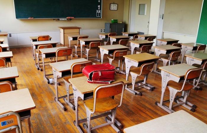 ما مصير دمج ثانوية حصارات الرسمية؟