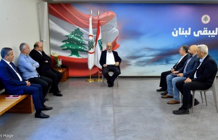 جعجع التقى وفدا من بقرزلا